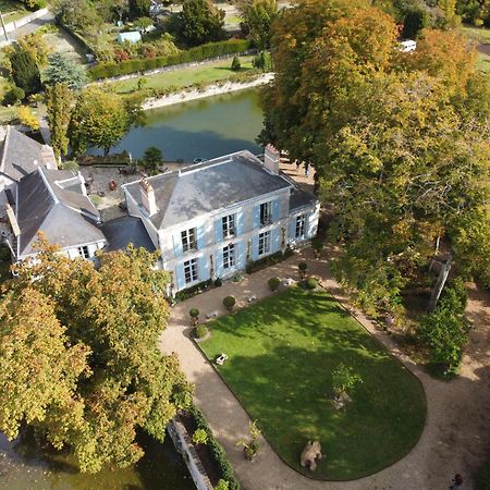 Les Douves Bed and Breakfast Onzain Buitenkant foto